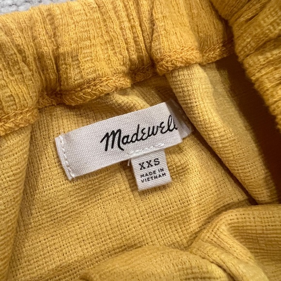 NWOT Madewell Mustard yellow sleeveless crop top button up front and tie waist - Picture 4 of 6